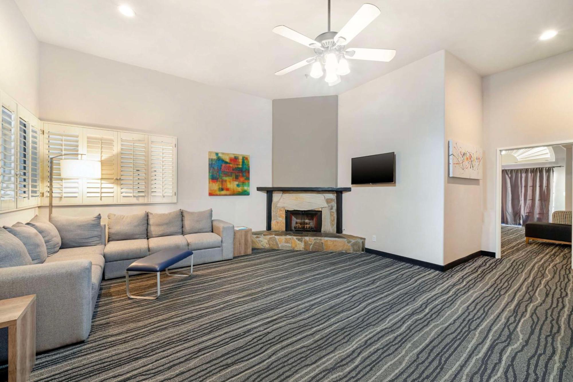 Best Western Posada Royale Hotel&Suites Simi Valley Exterior foto