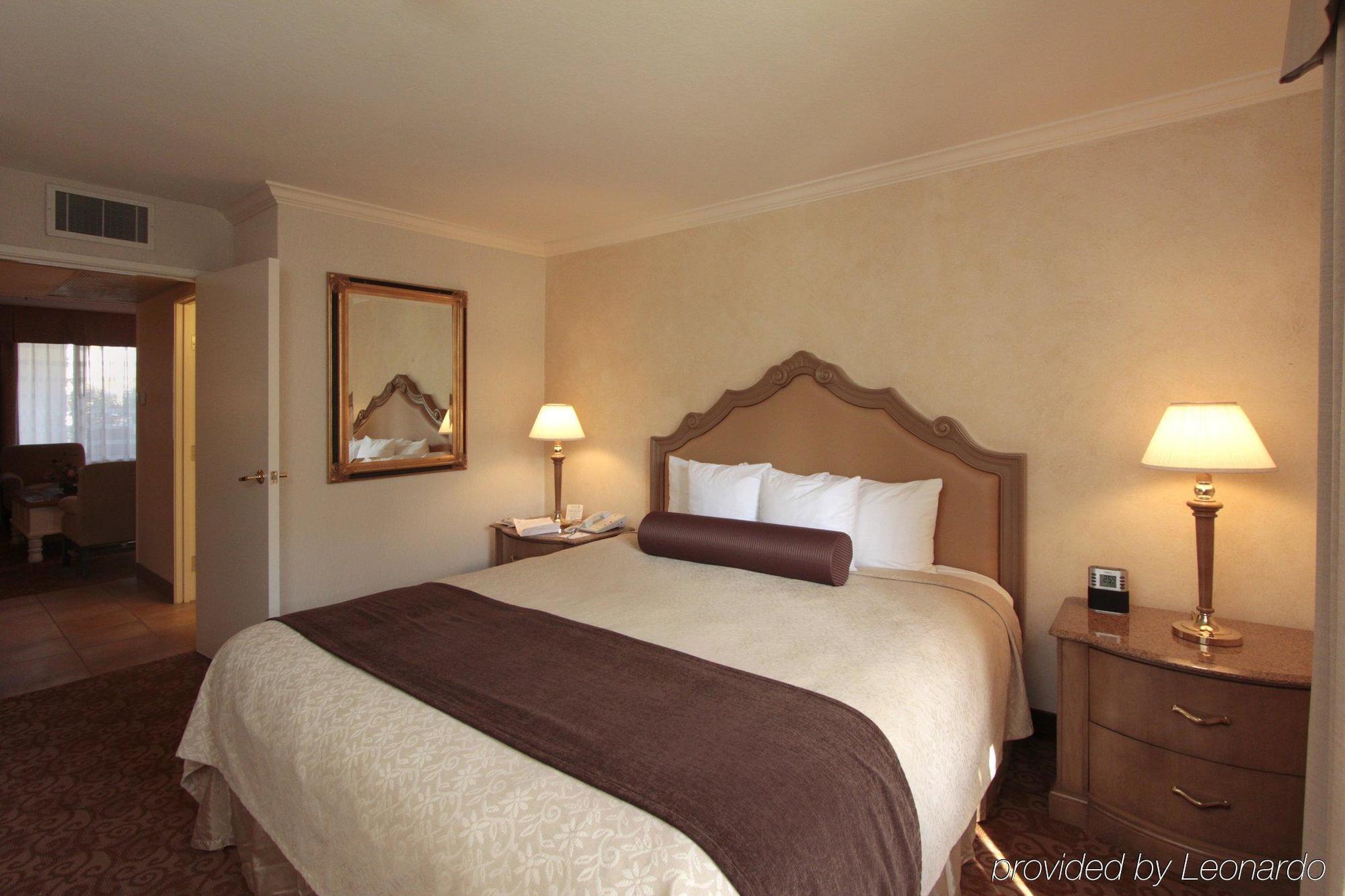 Best Western Posada Royale Hotel&Suites Simi Valley Exterior foto